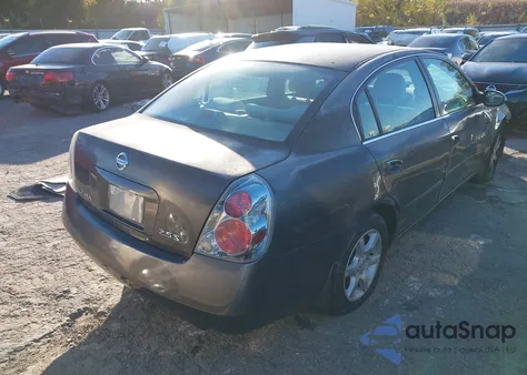 2005 Nissan Altima 2.5 S из США, поврежденный, VIN 1N4AL11DX5C205923